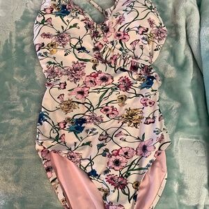 Swimsuit one piece